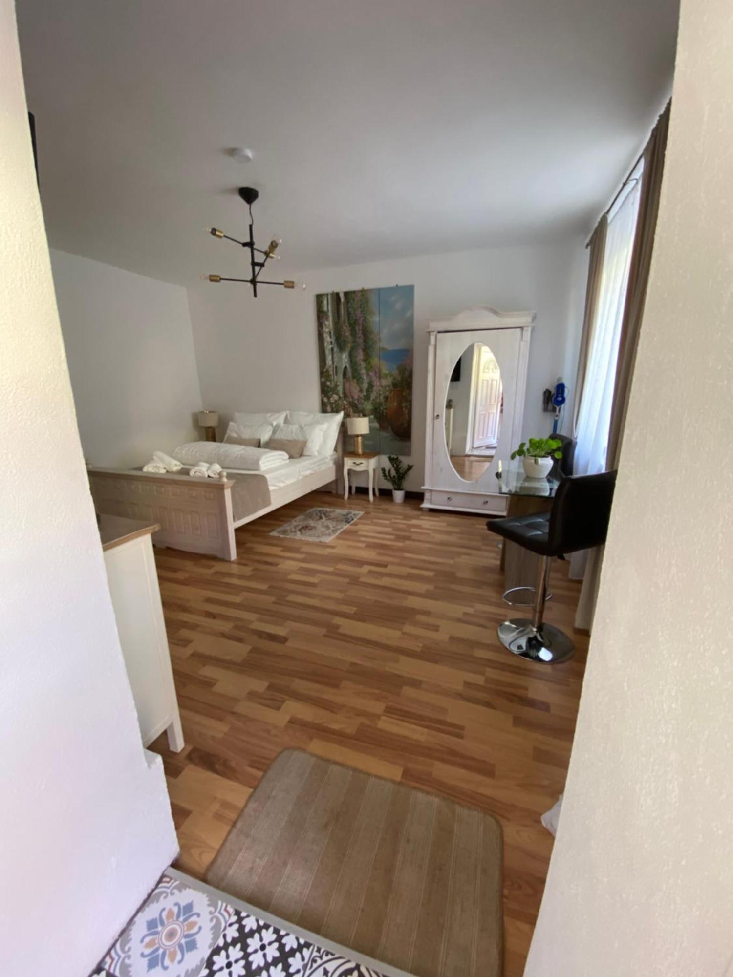 Charming Apartament Sibiu Exterior photo